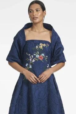 Sachin & Babi Shawls<The Hug Shawl -