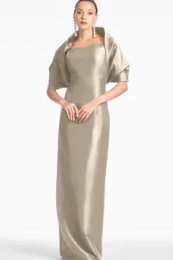 Sachin & Babi Shawls<The Hug Shawl -